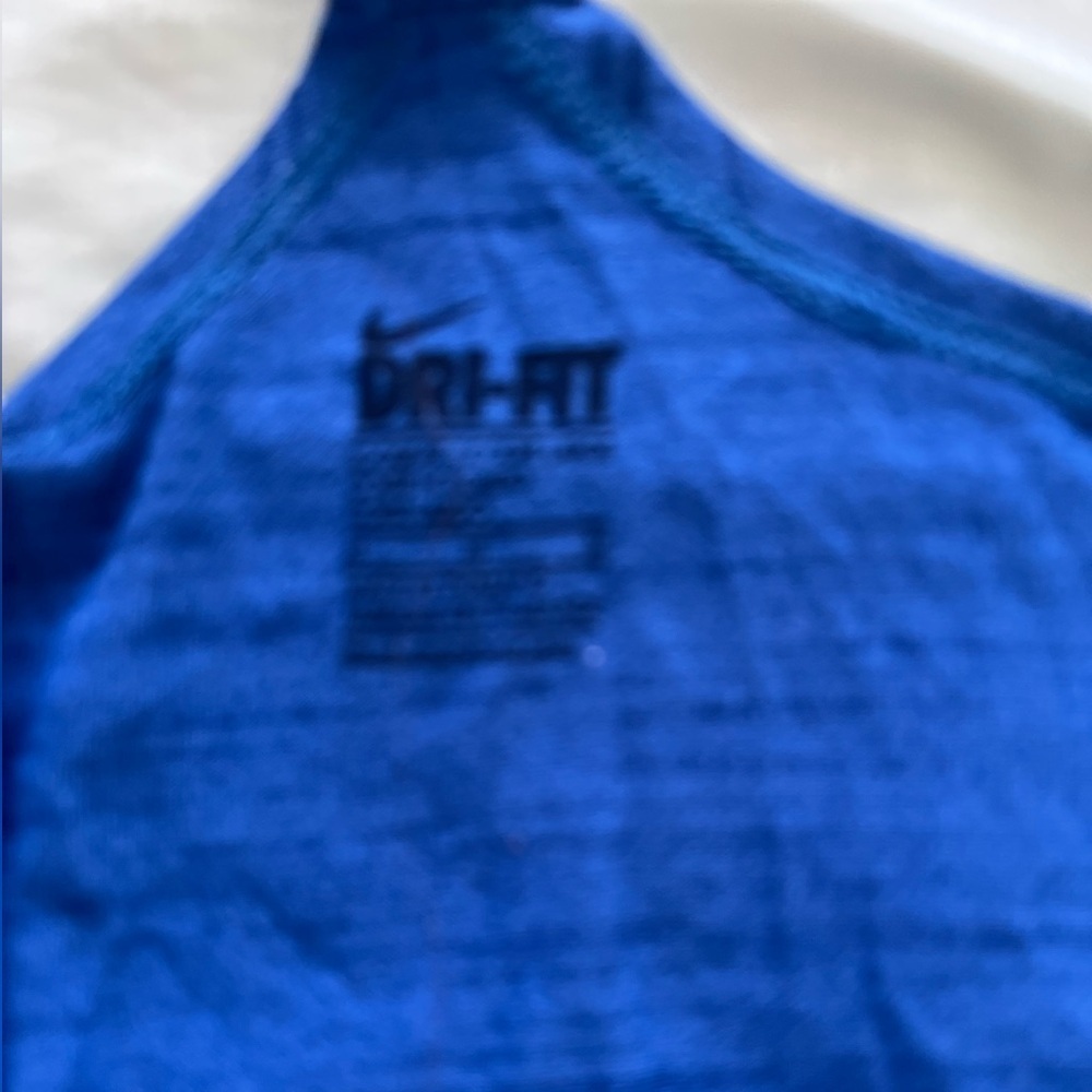 Nike dry fit tank - Picture 6 of 6